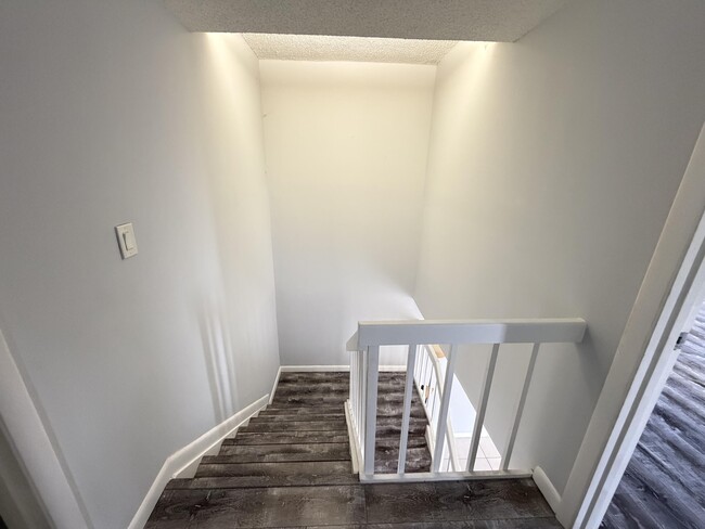 Building Photo - 731 Springdale Cir