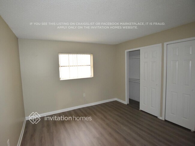 Building Photo - 11385 NW 41st St