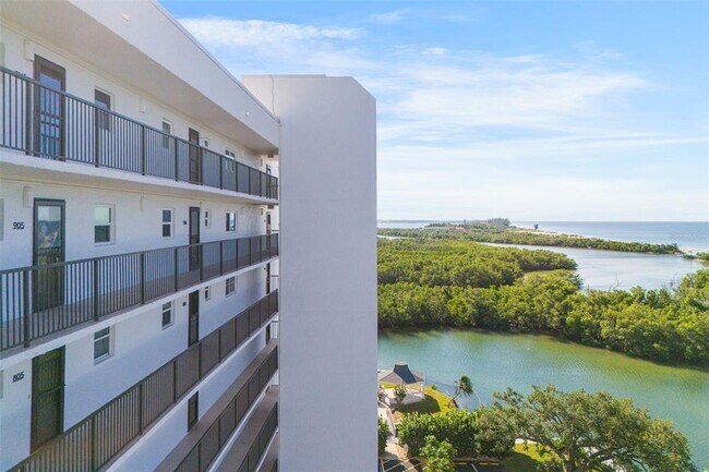 Building Photo - 9397 Midnight Pass Rd