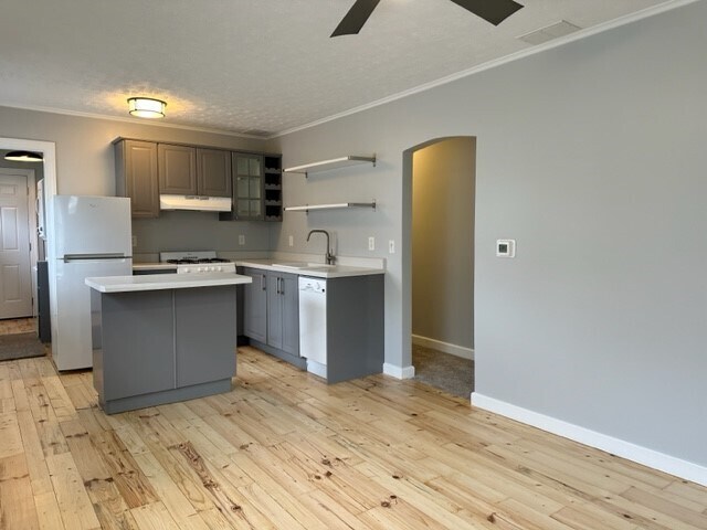 Building Photo - 102 Georgian Dr