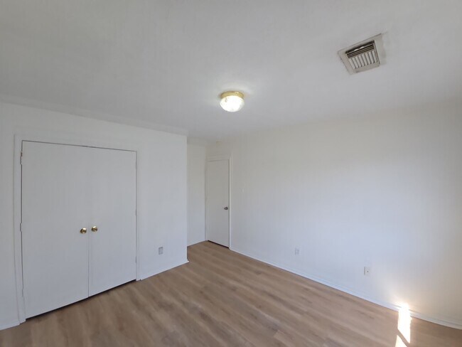 Building Photo - 21802 Westfield Ridge Dr