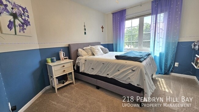Building Photo - 218 Pendryn Hill Bay