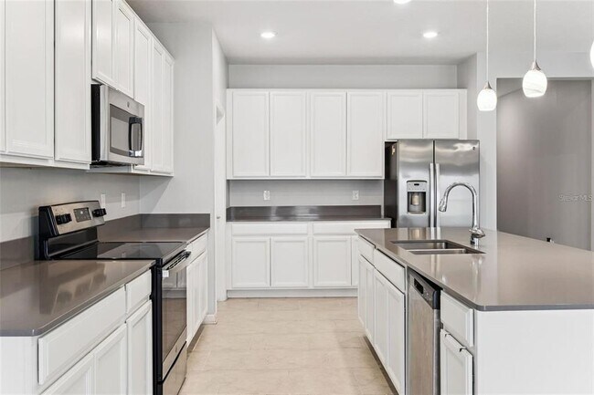Building Photo - 781 Taurus Ln