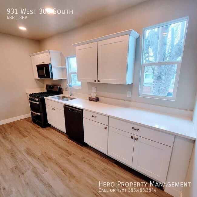 Building Photo - 931 W 300 S