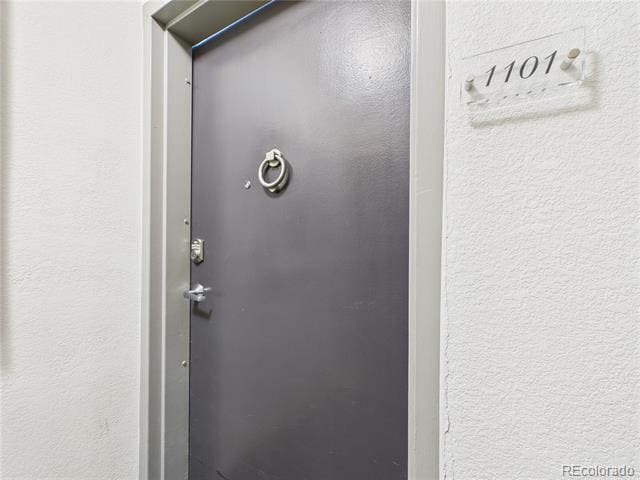 Building Photo - 3100 E Cherry Creek S Dr