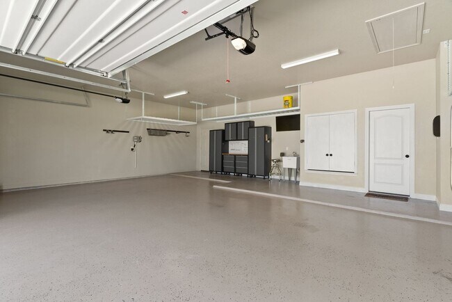 Building Photo - Welcome Home