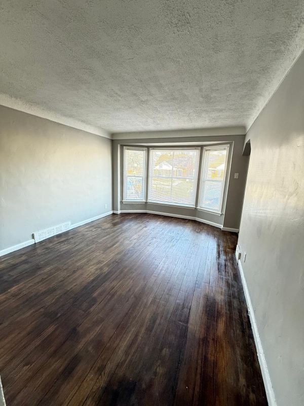 Building Photo - 19668 Syracuse St