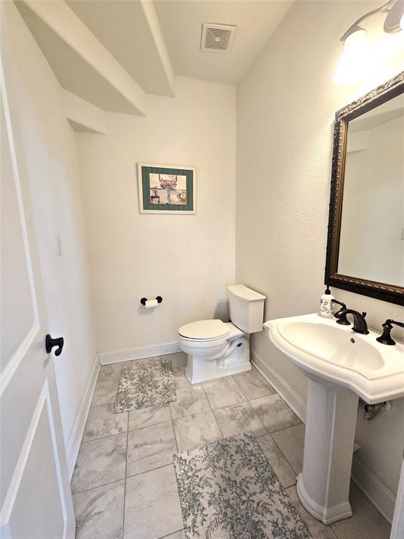 Building Photo - 2900 Zoysia Dr