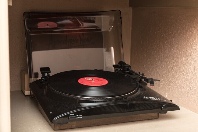 Building Photo - 20415 Linden Tree Dr