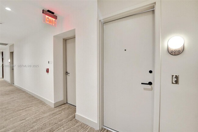 Building Photo - 580-572 72nd St