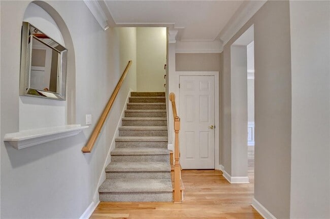 Building Photo - 106 Magnolia Grove