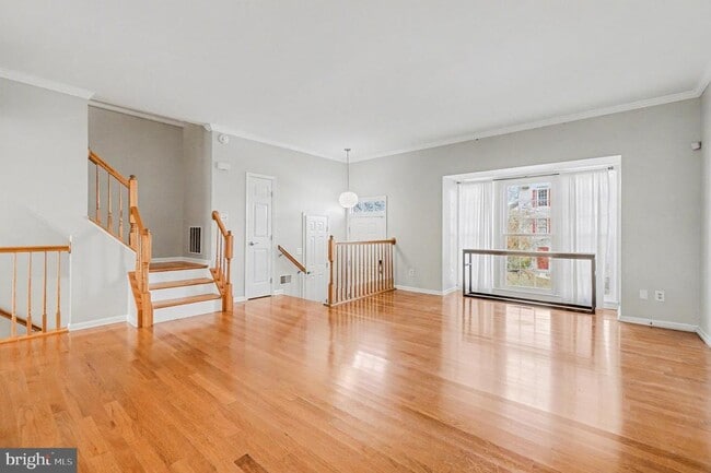 Building Photo - 107 Monet Cir