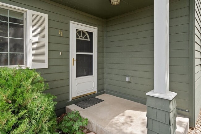 Building Photo - Glacier Chalet – Cozy Columbia Falls Retre...