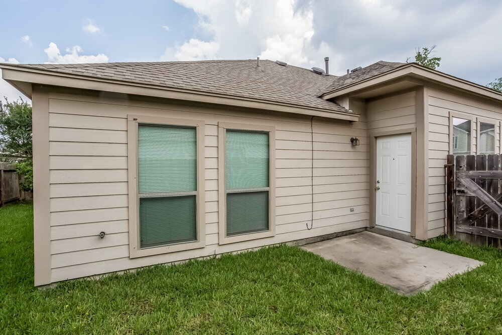 Building Photo - 16531 Strathmore Manor Ln