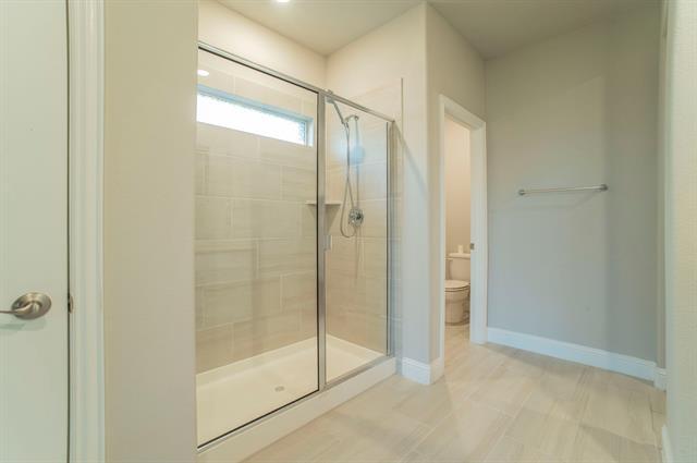 Building Photo - 3317 Evening View