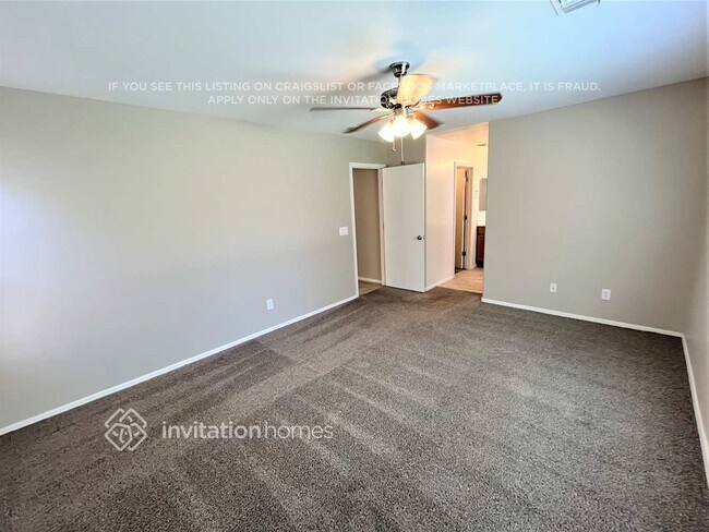 Building Photo - 11310 N 161st Dr