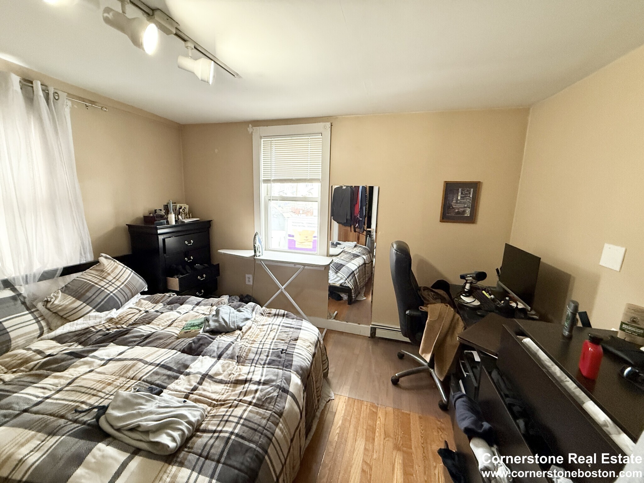 Building Photo - 65 Preble St