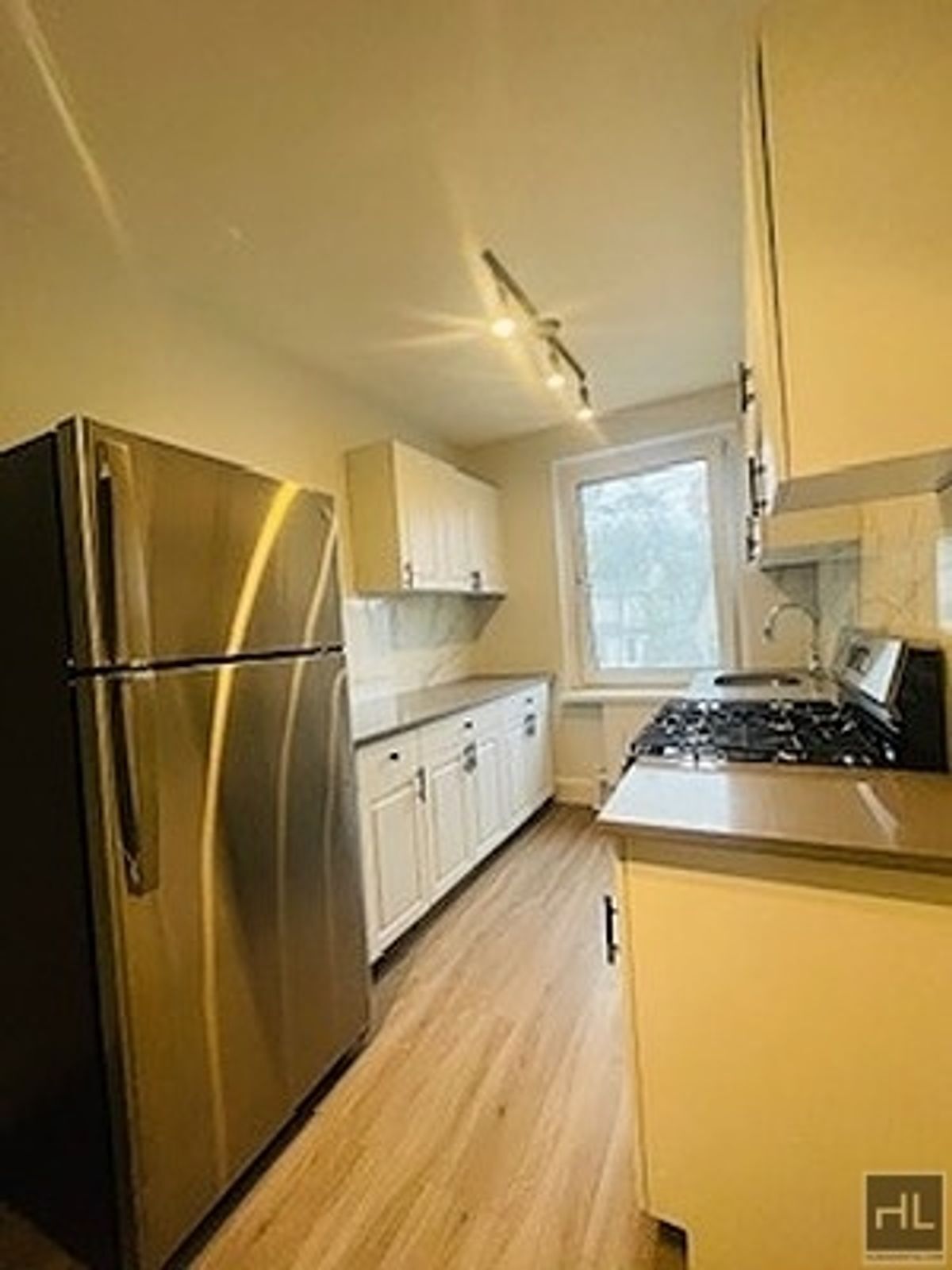 Building Photo - 69 Harney Rd