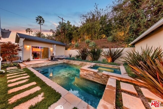 Building Photo - 2319 Bagley Ave