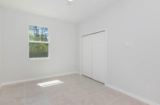 Building Photo - 1808 Pirate Ave SE