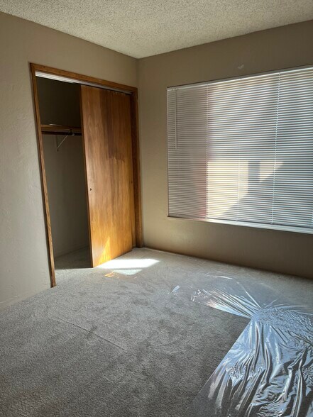 Building Photo - 20465 Almeda St