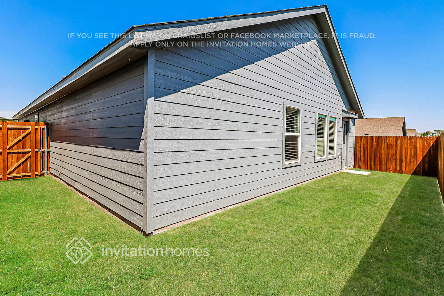 Building Photo - 2608 Bartlett St