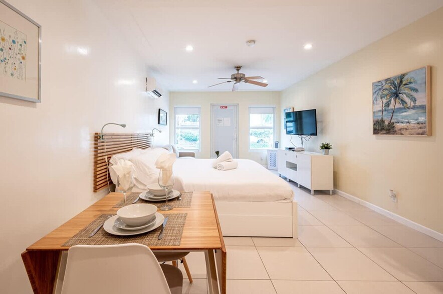 Building Photo - 316 Oregon St