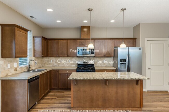 Building Photo - Live Large in King City! Two-Car Garage + ...