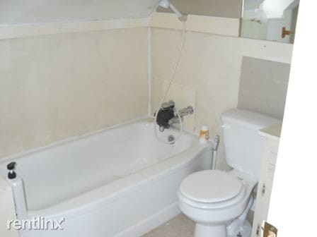 Building Photo - 3 br, 1 bath House - 514 S Dysart Ave