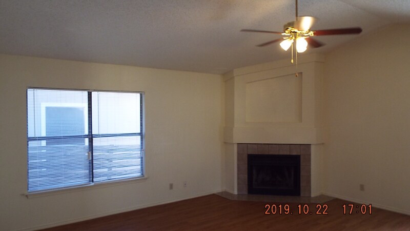 Building Photo - 7511 Longing Trail