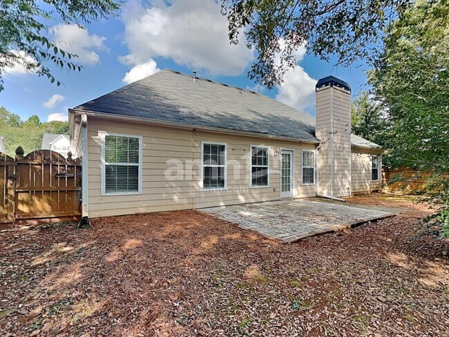 Building Photo - 643 Bartow Dr