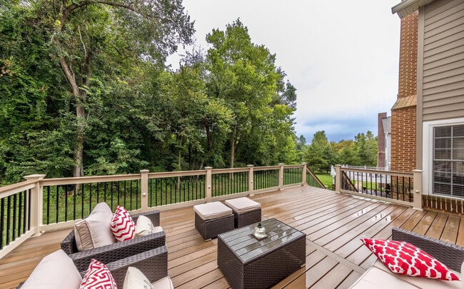 Building Photo - 15806 Copper Beech Dr