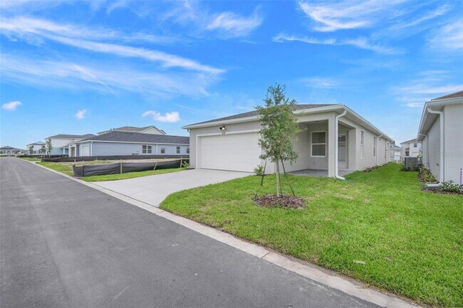 Building Photo - 7357 Ivy Tendril Ave