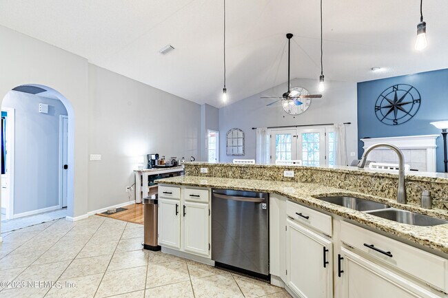 Building Photo - 1456 Creeks Edge Ct