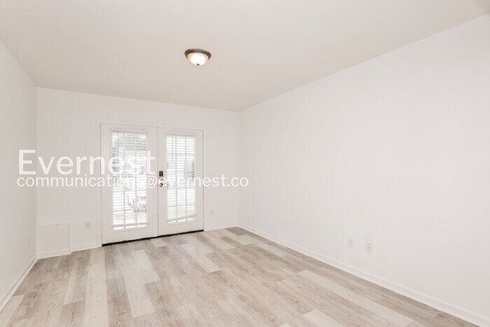 Building Photo - 14 Fieldale Ct