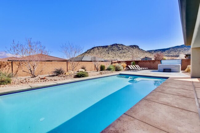 Building Photo - 3364 W 2490 S