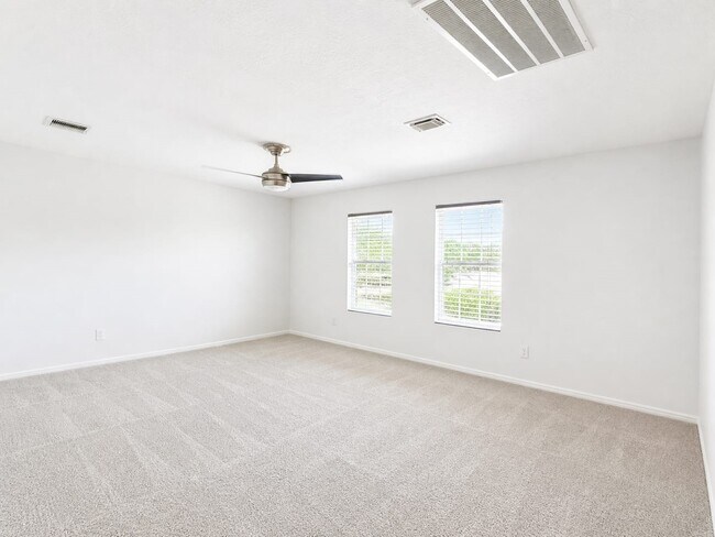 Building Photo - 1011 Backland Ct