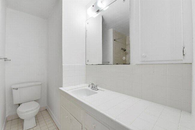 Building Photo - 7138 Mobud Dr