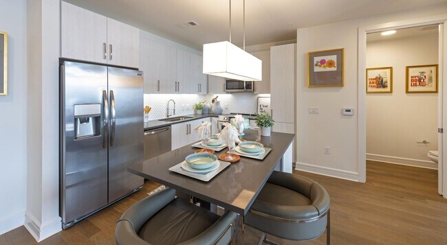 Building Photo - Downtown Studio at $1,680 — 1.5 Months Free, Modern Living