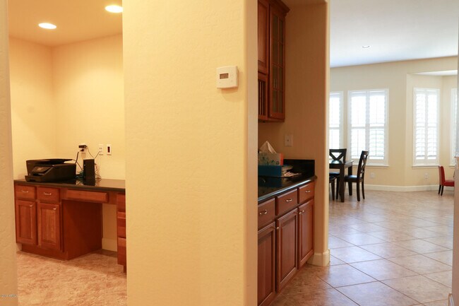 Building Photo - 3094 E Marlene Dr