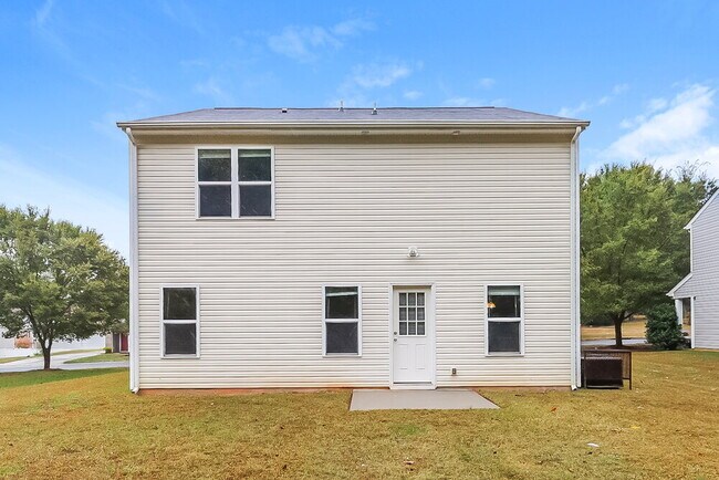 Building Photo - 716 Ferrell Ave