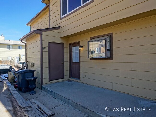 Building Photo - 6970 Peyote Way