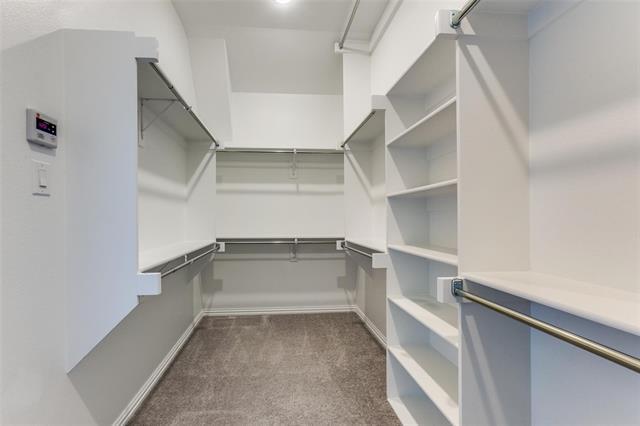 Building Photo - 2533 Barnwood Ln