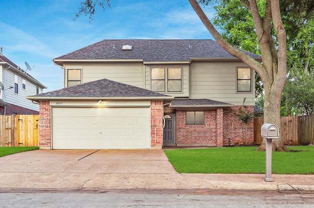 Building Photo - 3807 Cedar Valley Dr