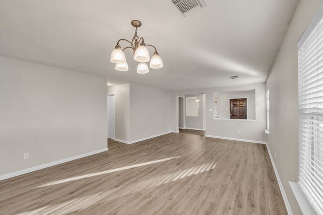 Building Photo - 9518 Milas Way