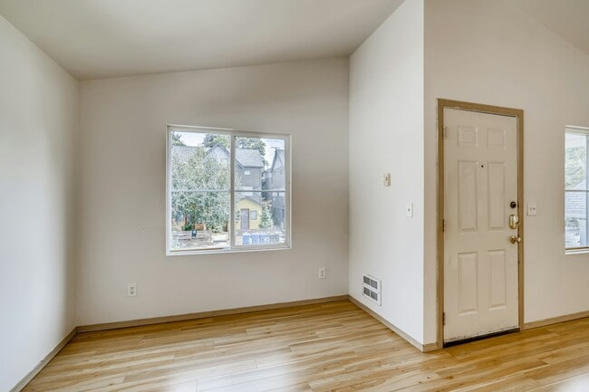 Building Photo - 5205 11th Ave NE