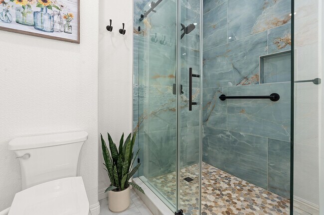 Building Photo - 7116 Torrey Mesa Ct