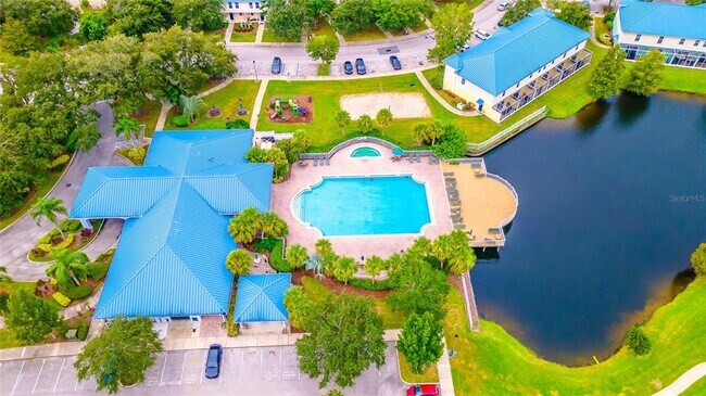 Building Photo - 2045 Grand Oak Dr