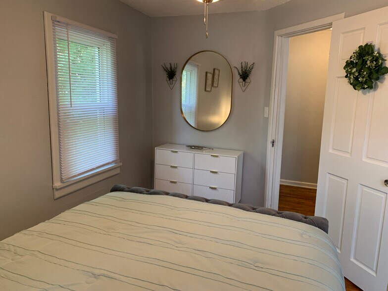 2nd Bedroom - 412 N 9th St