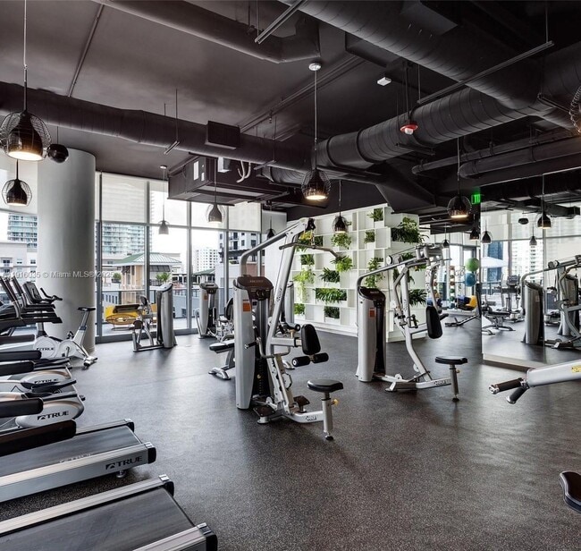 Building Photo - 55 SW 9th St